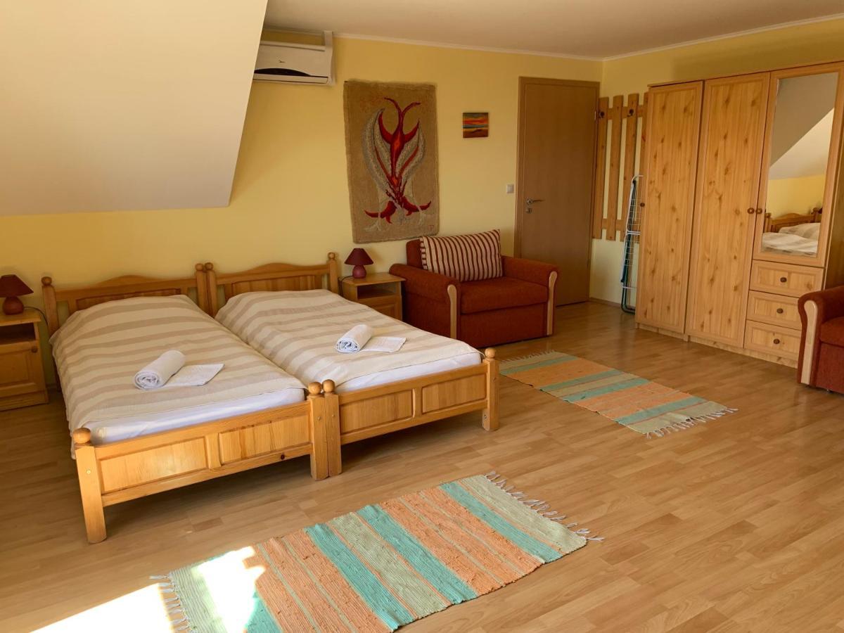 Holidaysport Haus Balatongyörök Zewnętrze zdjęcie