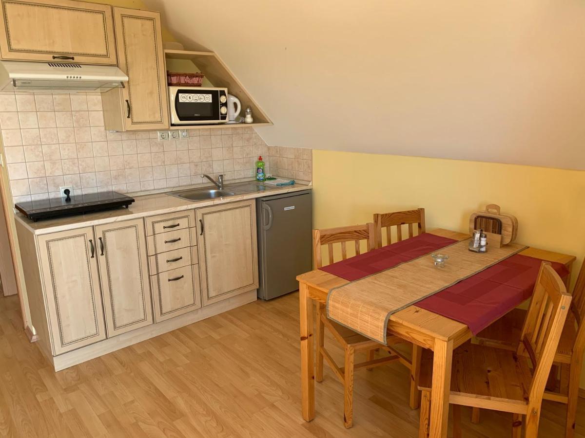 Holidaysport Haus Balatongyörök Zewnętrze zdjęcie