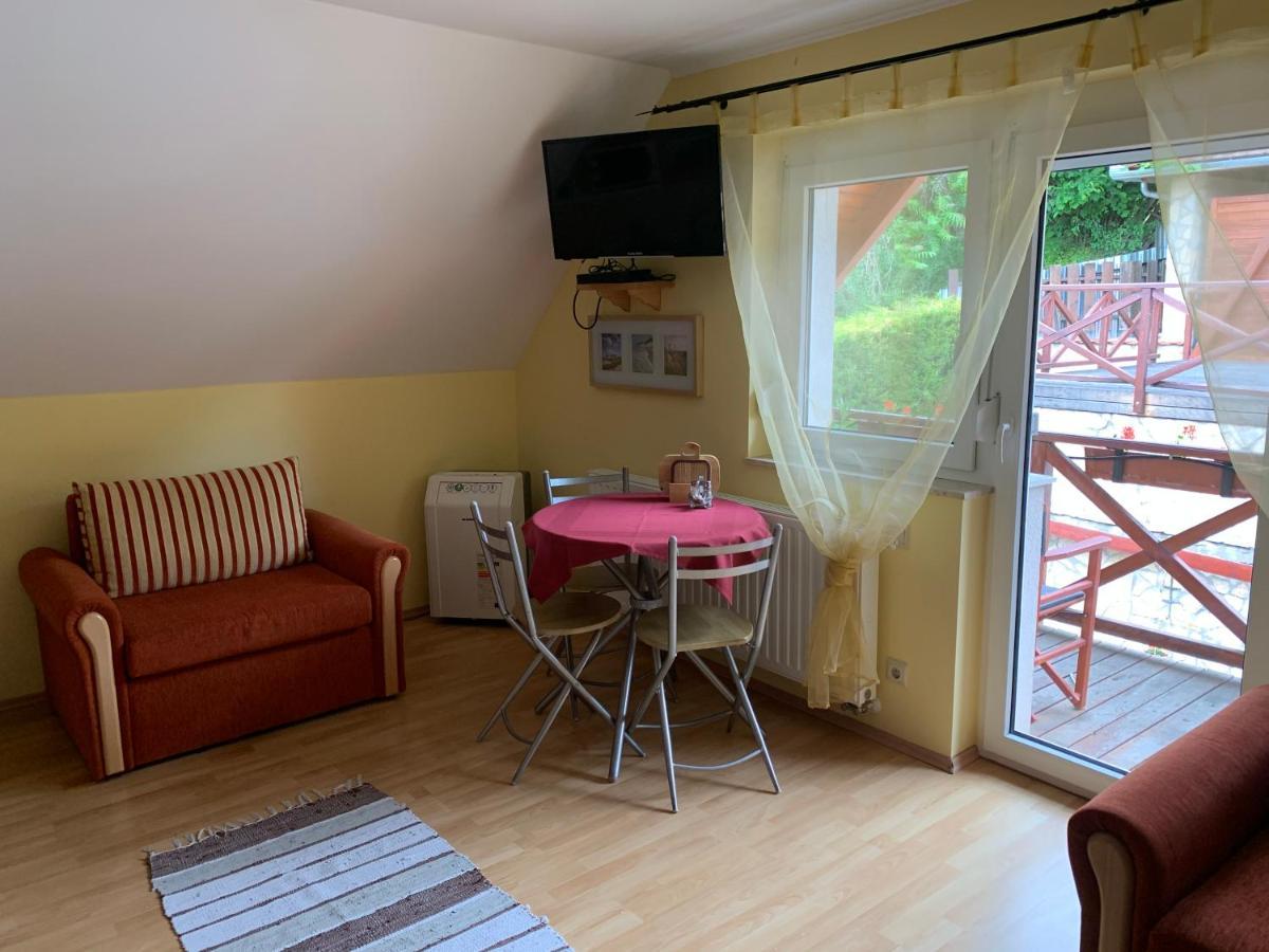 Holidaysport Haus Balatongyörök Zewnętrze zdjęcie