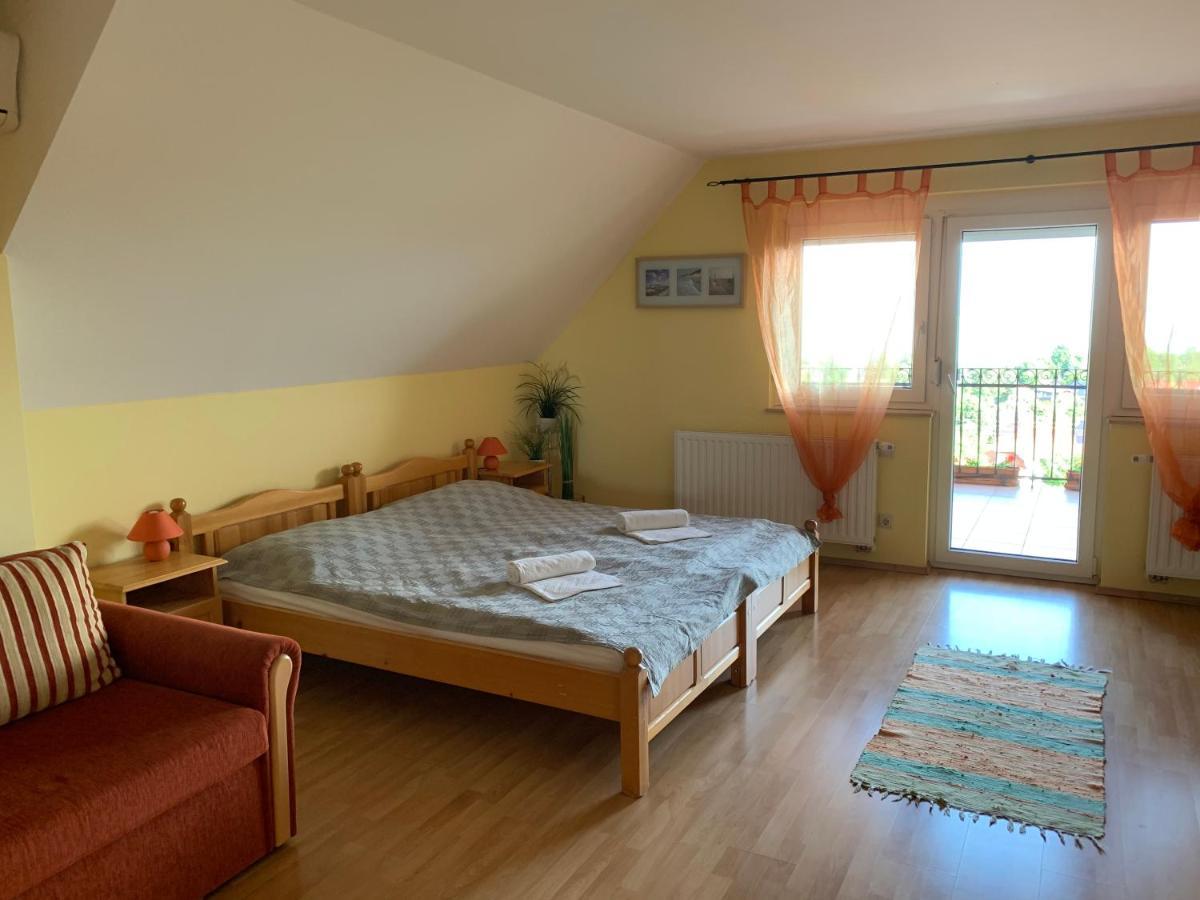 Holidaysport Haus Balatongyörök Zewnętrze zdjęcie